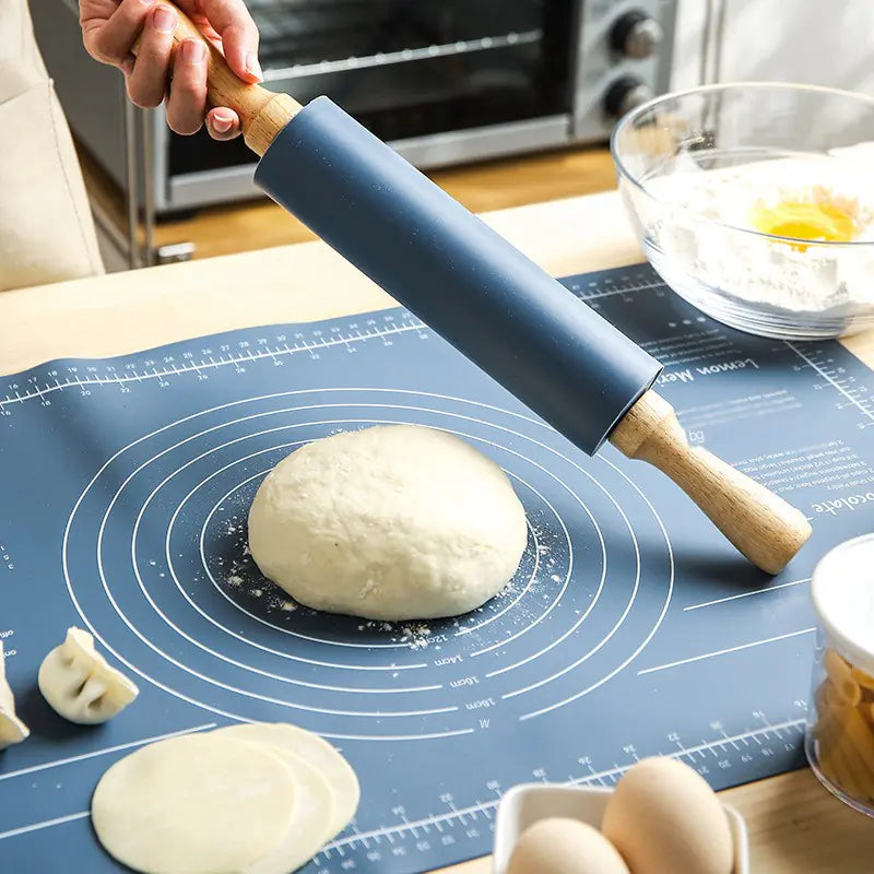 Hetoria Slip Rolling Pin and Large Non-Stick Matn